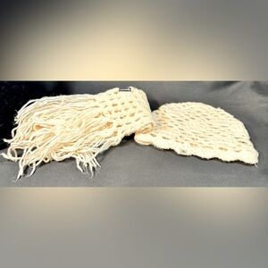 Abercrombie and Fitch scarf and hat